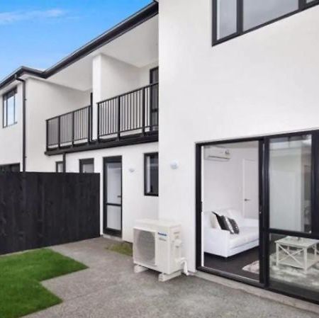 Entire Modern 3-Bedroom House Near City Christchurch Exterior photo